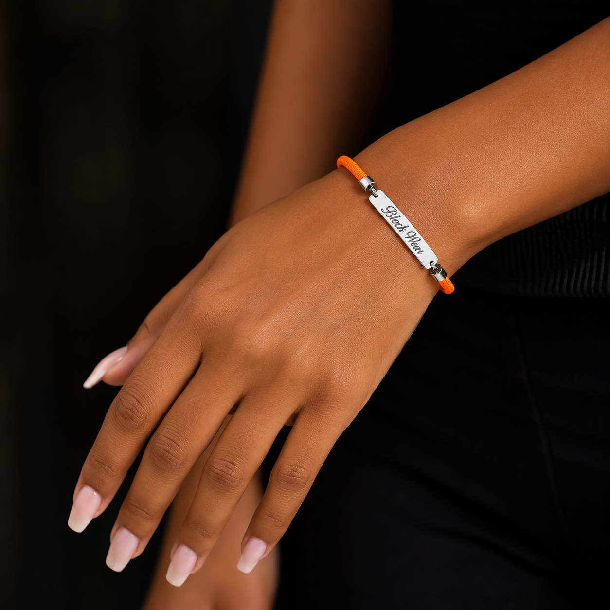 Bracelet worn on wrist