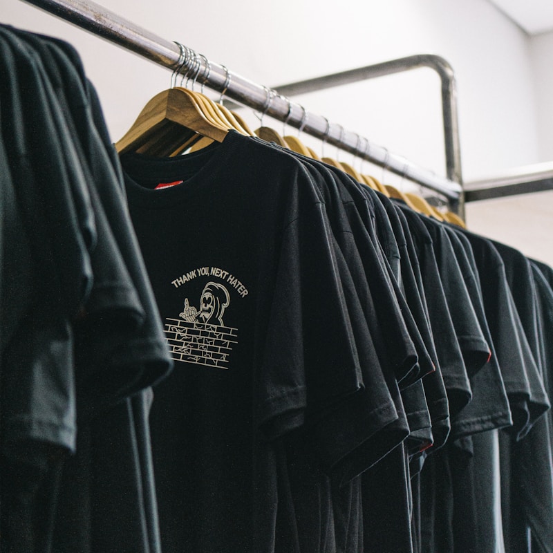 Men's Anthem Tee